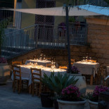 Ruga Reali Exterior