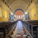 Al Bacar À l'intérieur