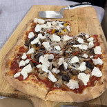 La Pizzarella Comida