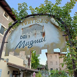 Dai Mugnai Exterior