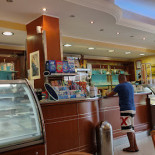 Jolly À l'intérieur