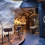 Hops Rende Beer And Food Dentro