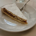 Sturabotte Nourriture