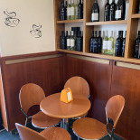 Millenium Pizzeria À l'intérieur