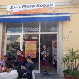 Speedy Pizza Kebab Extérieur