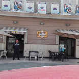Caffe Centrale Exterior