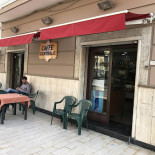 Caffe Centrale Exterior
