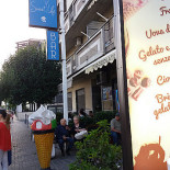 Sweet Life Exterior