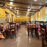 Trattoria Da Ottavo À l'intérieur