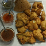 Regal Apartments Comida