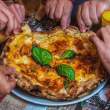 Pizzeria Wanderlust Comida