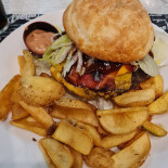 Montoni Comida