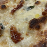 La Crusca Pizzeria Cibo