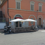 Strapizza Exterior