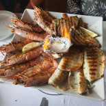 Villa Corin Comida