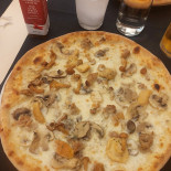 Pizzeria Da Mauro Dal 1990 Nourriture