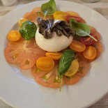 Gino Bistro Food