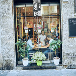 Slowsud Exterior