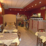 Pizzeria 33giri À l'intérieur
