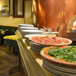 Pizza 2.0 Dentro