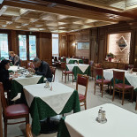 Pino's 2 Dentro