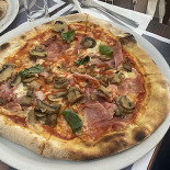 Solo Pizza E Nourriture