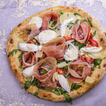 Saba Pizza Nourriture