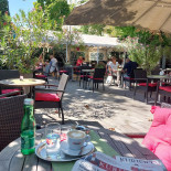 Green Pizzeria Exterior