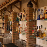 Pizzeria La Lucerna À l'intérieur