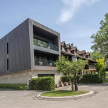 Usaghi Exterior