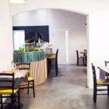 Zanfa Bros À l'intérieur