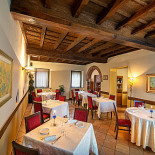 Al Caminetto Inside