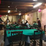 Pizzeria Da Camillo À l'intérieur