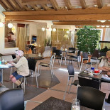 Lisa Cafe Inside