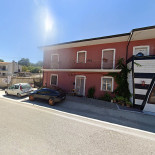 Il Veliero Outside