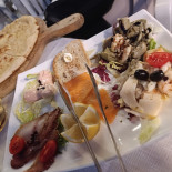 Carisma Lounge Cafè Comida