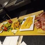 Carisma Lounge Cafè Comida