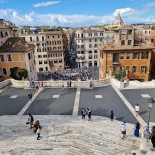 Baccio Outside