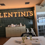 Lentini's Pizza Grill À l'intérieur