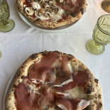 Lentini's Pizza Grill Comida
