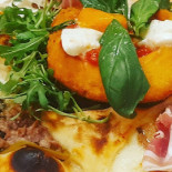Pizzorante Napule E' Comida