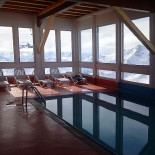 Glacier Grawand Exterior