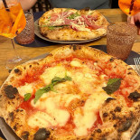 Gusto Marigliano Pizzeria E Nourriture
