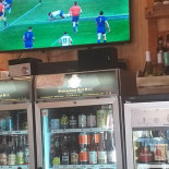 Avebirra Outside