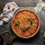 Queen Pizza Food