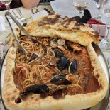 Pizzeria Trattoria La Locanda Del Re Essen