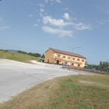 Cona Außen