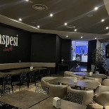 Aspesi Cafe Dentro