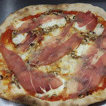 Pizzagrium Agri Pizzeria, Torta Al Testo, Caffetteria Nourriture