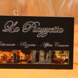 Ritrovo La Piazzetta A Caltagirone Carta